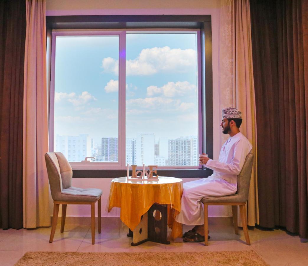 Diamond Star Hotel فندق النجمة الماسية Seeb Exterior foto