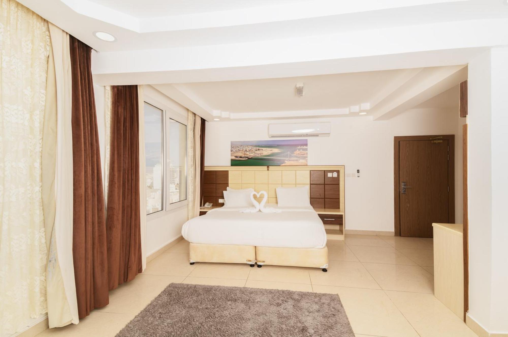 Diamond Star Hotel فندق النجمة الماسية Seeb Exterior foto