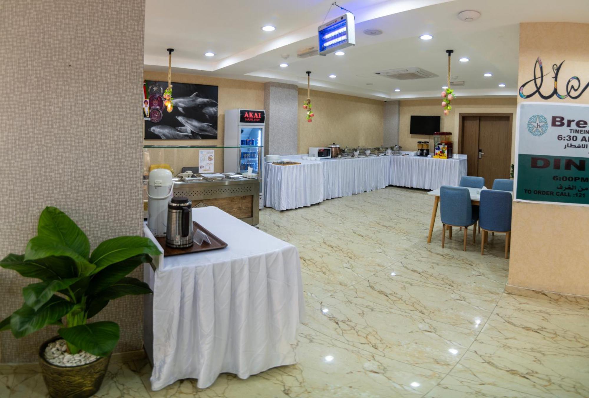 Diamond Star Hotel فندق النجمة الماسية Seeb Exterior foto