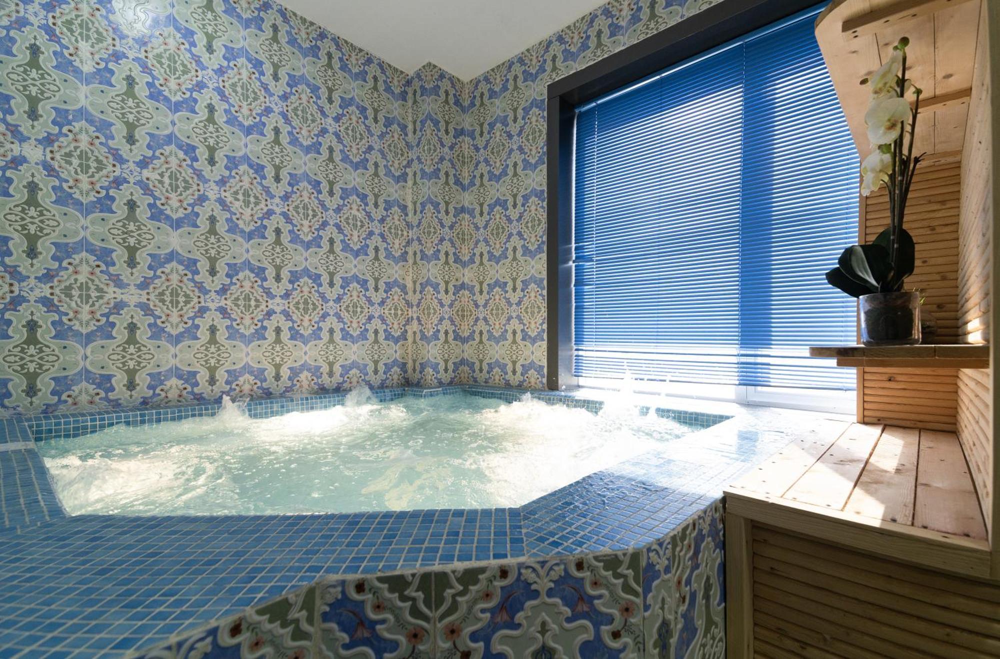 Diamond Star Hotel فندق النجمة الماسية Seeb Exterior foto