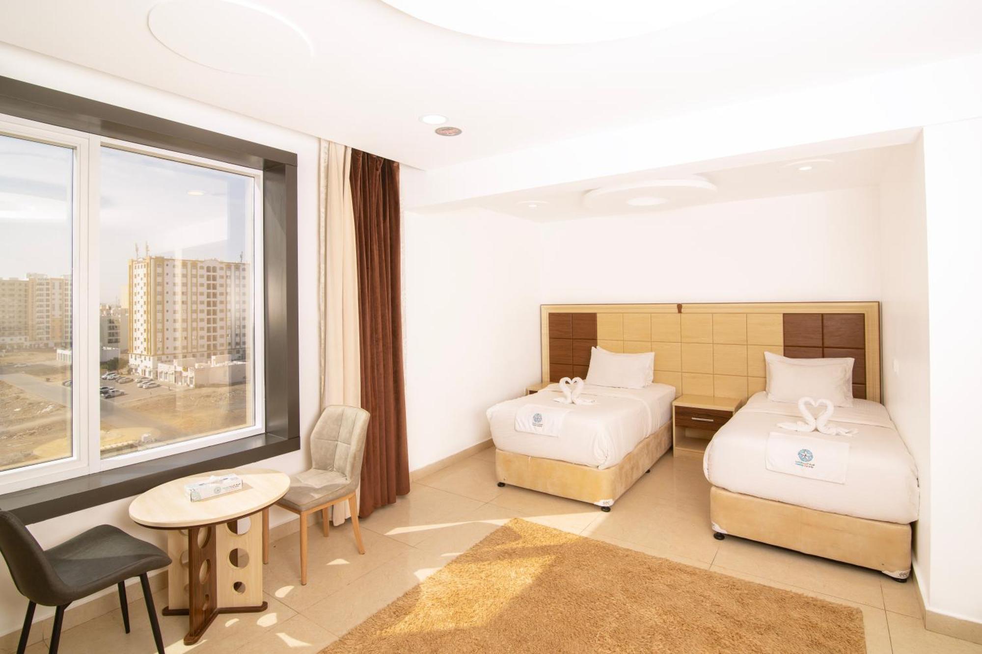 Diamond Star Hotel فندق النجمة الماسية Seeb Exterior foto