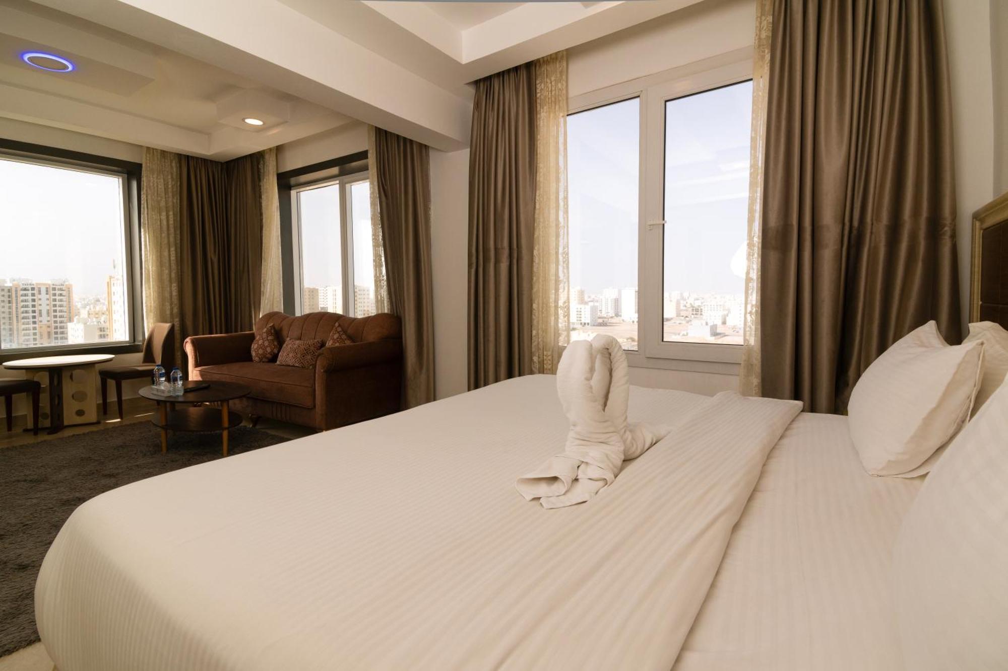 Diamond Star Hotel فندق النجمة الماسية Seeb Exterior foto